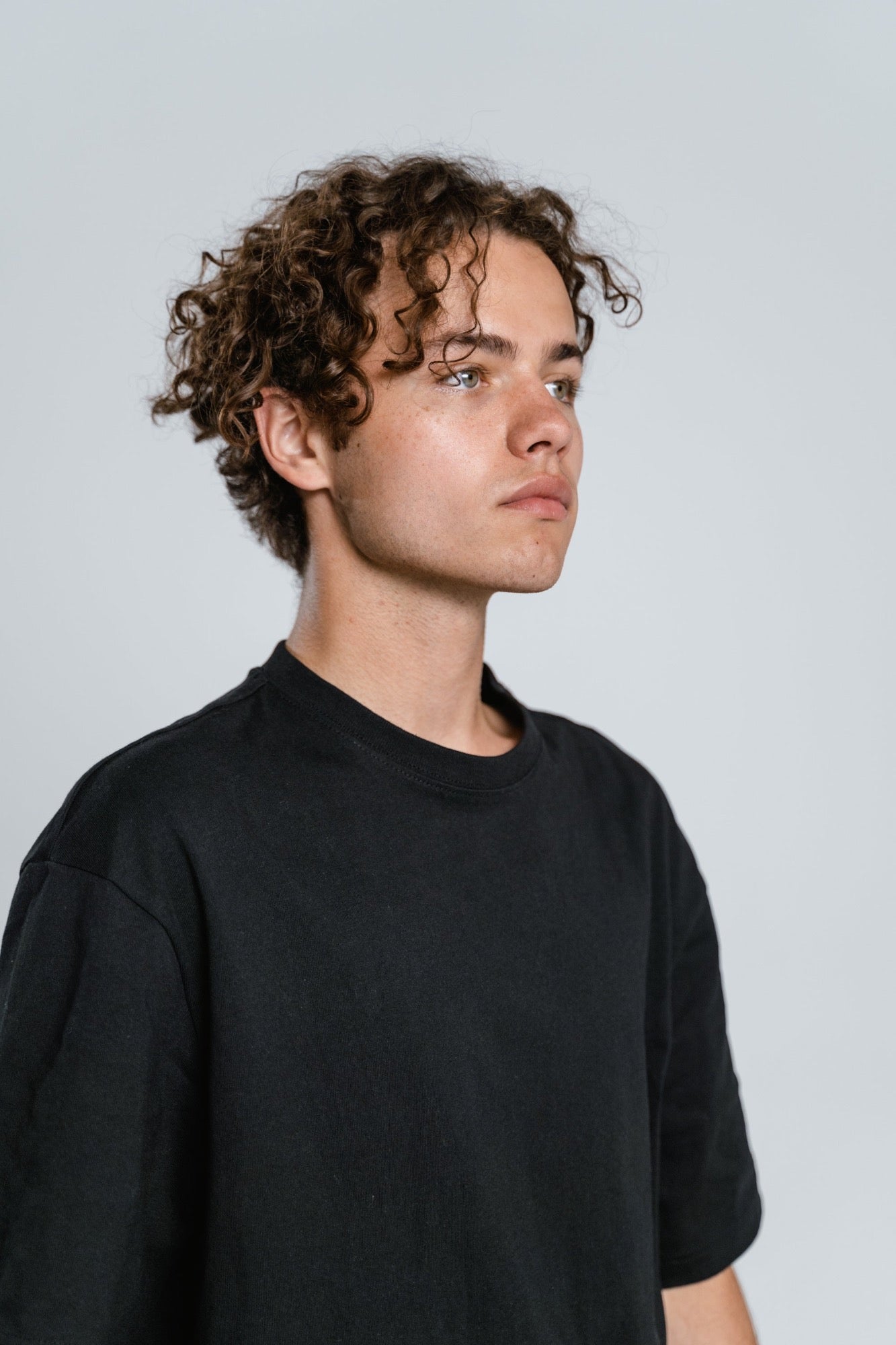 Basic Black (round neck)
